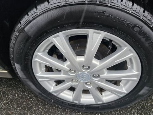 Used 2011 Buick Lucerne CXL w/ Driver Confidence Package image 10