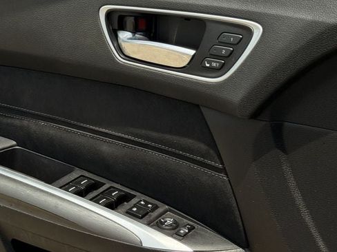 Used 2018 Acura TLX V6 w/ Technology & A-SPEC Pkg FWD image 22