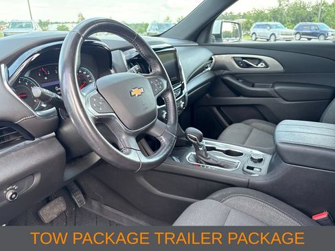Used 2022 Chevrolet Traverse LT FWD image 5