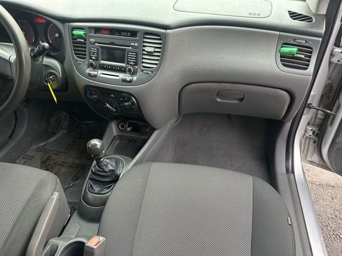 Used 2011 Kia Rio Sedan image 5