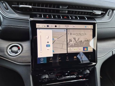 New 2025 Jeep Grand Cherokee L Limited image 26