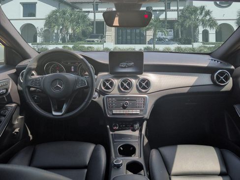 Used 2020 Mercedes-Benz GLA 250 image 25