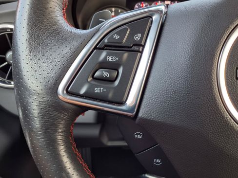 Used 2023 Chevrolet Camaro LT RWD image 13