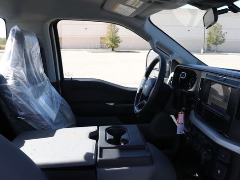 New 2026 Ford F550 2WD Regular Cab Super Duty image 9