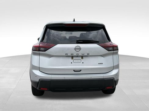 Used 2024 Nissan Rogue S AWD/4WD image 49