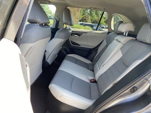 Used 2023 Toyota RAV4 Limited AWD/4WD image 16