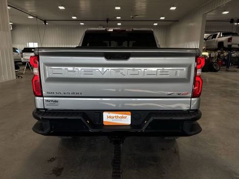Used 2023 Chevrolet Silverado 1500 ZR2 w/ Technology Package AWD/4WD image 7