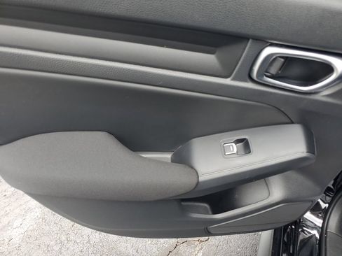 Used 2025 Honda Civic Sport image 16