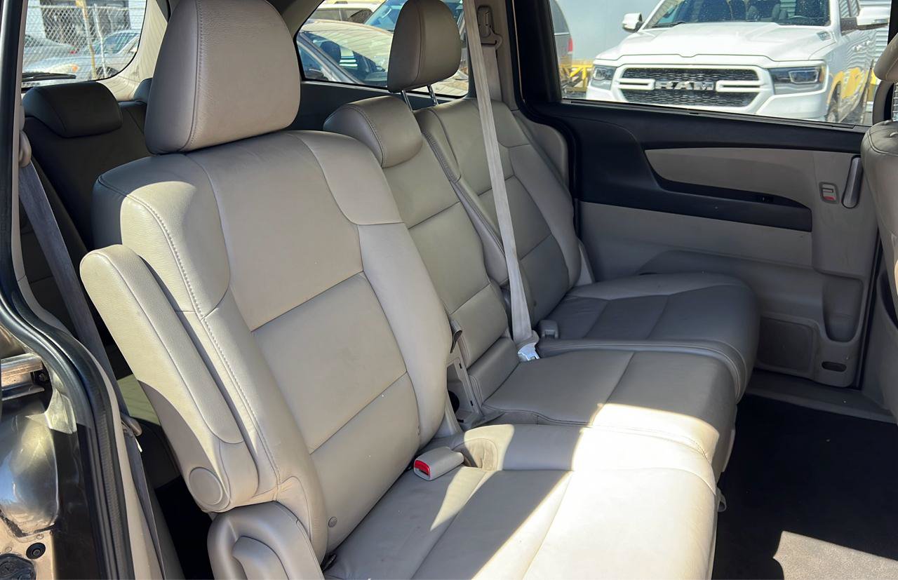 Used 2012 Honda Odyssey EX-L image 14