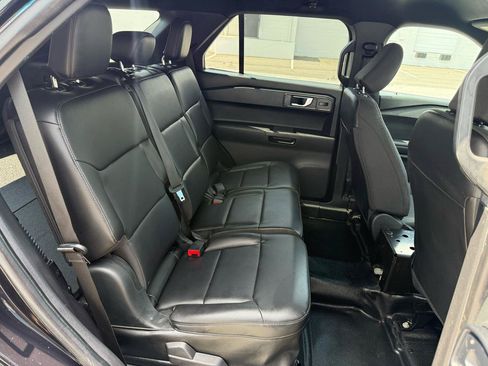 Used 2021 Ford Explorer 4WD Police Interceptor image 5