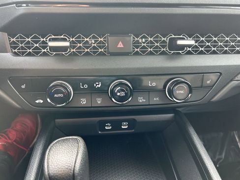 Certified 2023 Honda Accord EX image 18