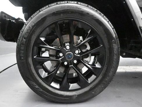 Used 2024 Jeep Wrangler Unlimited Sahara AWD/4WD image 10
