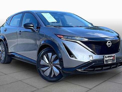 Used 2024 Nissan Ariya AWD image 2