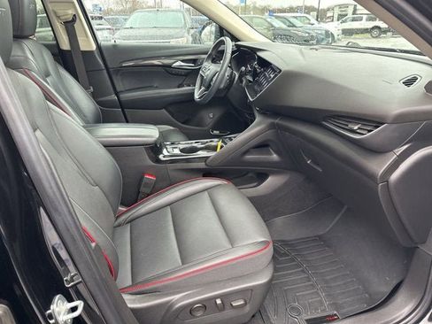 Used 2022 Buick Envision Essence w/ Technology Package I image 12