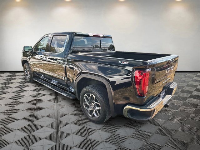 Used 2024 GMC Sierra 1500 SLT w/ SLT Premium Package AWD/4WD image 8