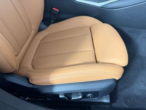 New 2026 BMW 330i Sedan w/ Premium Package image 34