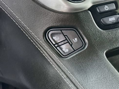 Used 2017 GMC Yukon SLT AWD/4WD image 21
