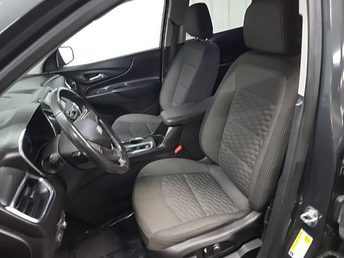 Used 2018 Chevrolet Equinox LT image 29