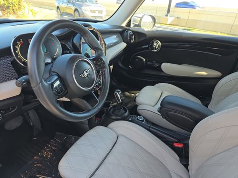 Used 2023 MINI Cooper S w/ Signature Upholstery Package image 14