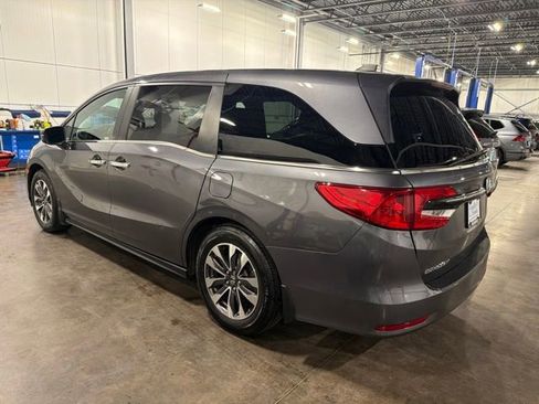 Used 2023 Honda Odyssey EX-L image 3