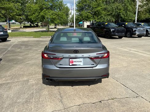 New 2026 Toyota Camry SE FWD image 5