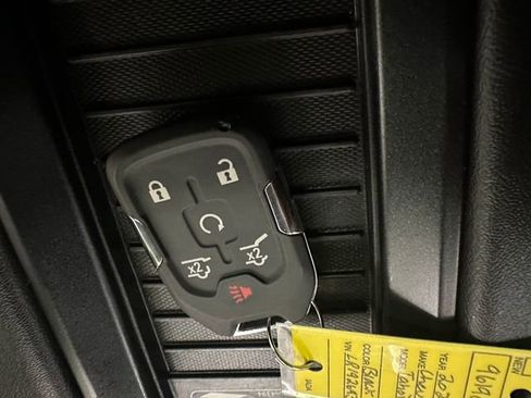 Used 2020 Chevrolet Tahoe Premier AWD/4WD image 19