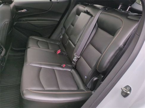 Used 2020 Chevrolet Equinox Premier image 27