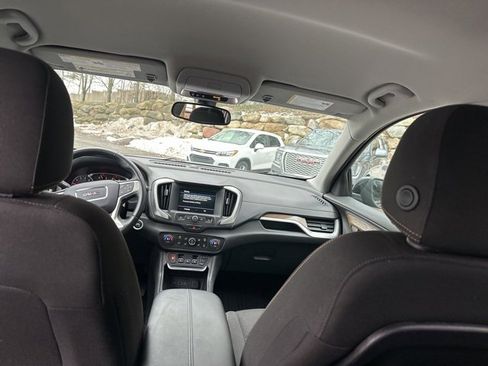 Used 2019 GMC Terrain SLE w/ Driver Convenience Package image 25