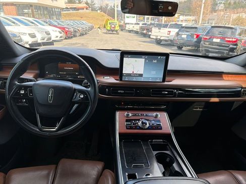 Used 2021 Lincoln Aviator Reserve w/ Equipment Group 210A image 16