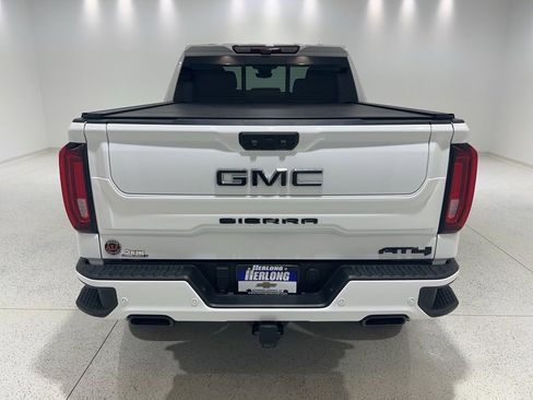 Used 2023 GMC Sierra 1500 AT4 w/ AT4 Premium Package image 4