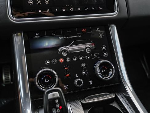 Used 2019 Land Rover Range Rover Sport Supercharged AWD/4WD image 21