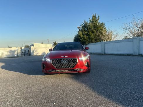 Used 2019 Genesis G70 2.0T Advanced w/ Sport Package image 2