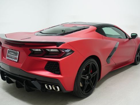 Used 2023 Chevrolet Corvette Stingray Coupe w/ Battery Protection Package RWD image 4