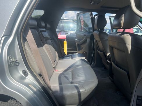 Used 2004 Toyota 4Runner Limited AWD/4WD image 16