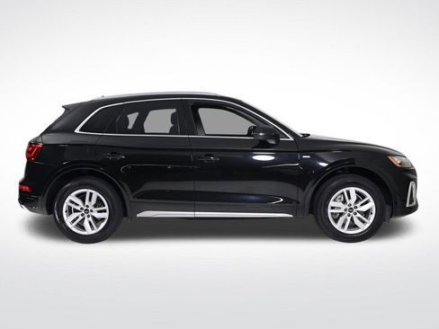 Certified 2023 Audi Q5 2.0T Premium w/ Convenience Package image 6