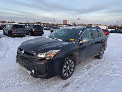 Used 2024 Subaru Outback Touring XT image 1