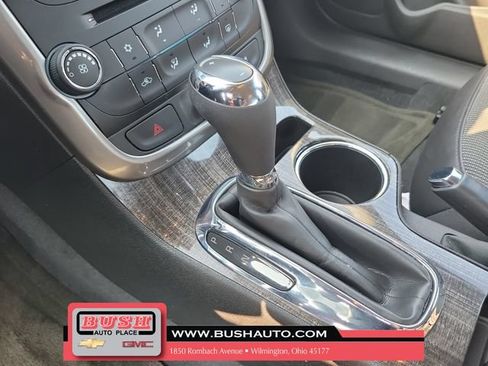 Used 2015 Chevrolet Malibu LT w/ Power Convenience Package FWD image 30