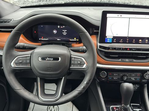 Certified 2024 Jeep Compass Limited w/ Elite Group image 27