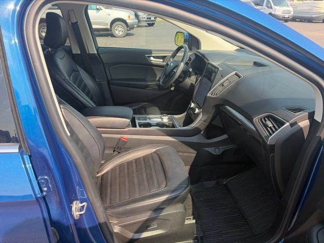 Used 2023 Ford Edge SEL AWD/4WD image 30