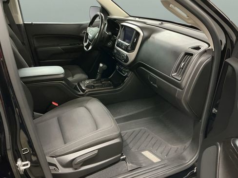 Used 2020 GMC Canyon SLE image 25