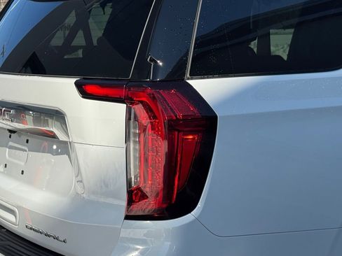 Used 2023 GMC Yukon Denali w/ Max Trailering Package image 13