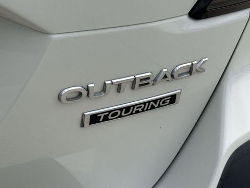 Used 2020 Subaru Outback Touring w/ Popular Package #2 image 14