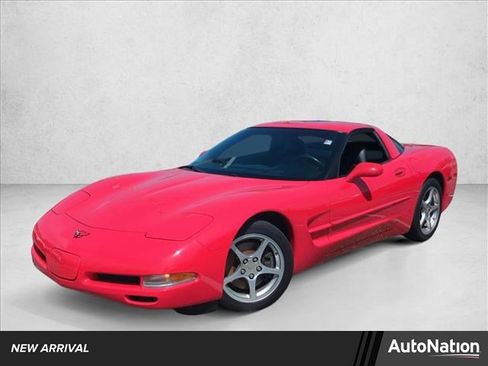 Used 2000 Chevrolet Corvette Coupe image 1