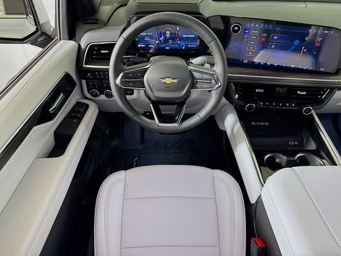 New 2026 Chevrolet Tahoe Premier image 16