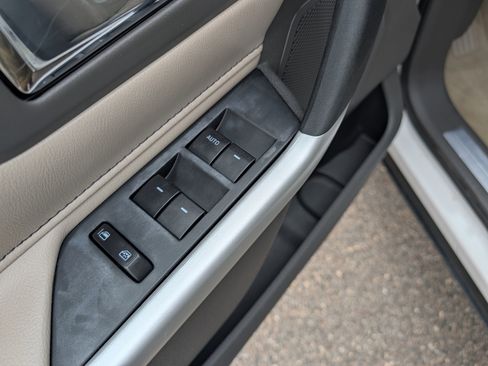 Used 2011 Ford Edge Limited w/ 301A Rapid Spec Order Code image 25