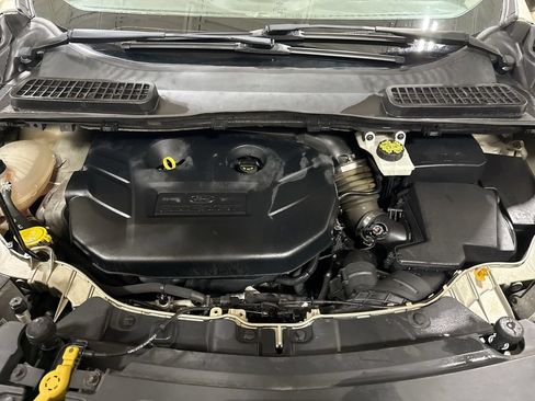 Used 2017 Ford Escape Titanium FWD image 24