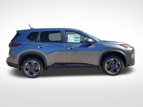 New 2026 Nissan Rogue SV image 6