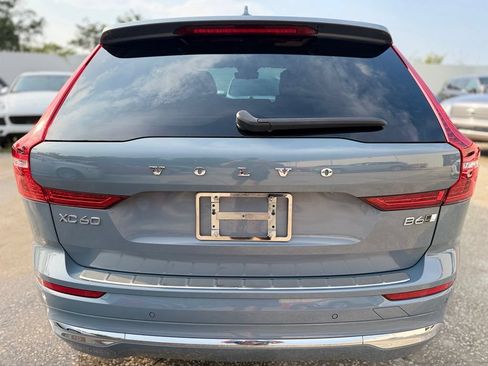 Used 2022 Volvo XC60 B6 Inscription w/ Advanced Package AWD/4WD image 4