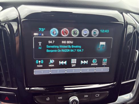 Used 2018 Chevrolet Traverse RS FWD image 18