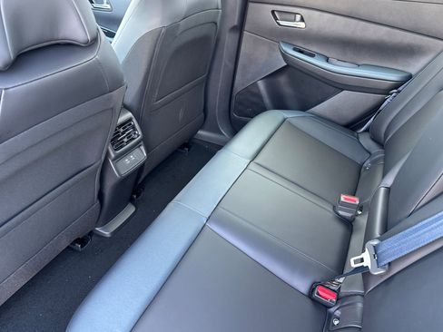 New 2026 Nissan Leaf SV+ w/ Floor Mat Package (SV+) image 9